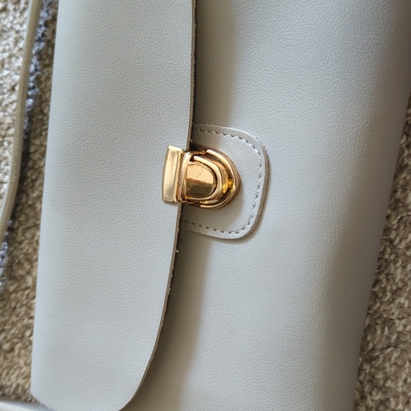 Gray small purse - Picture 2 of 5